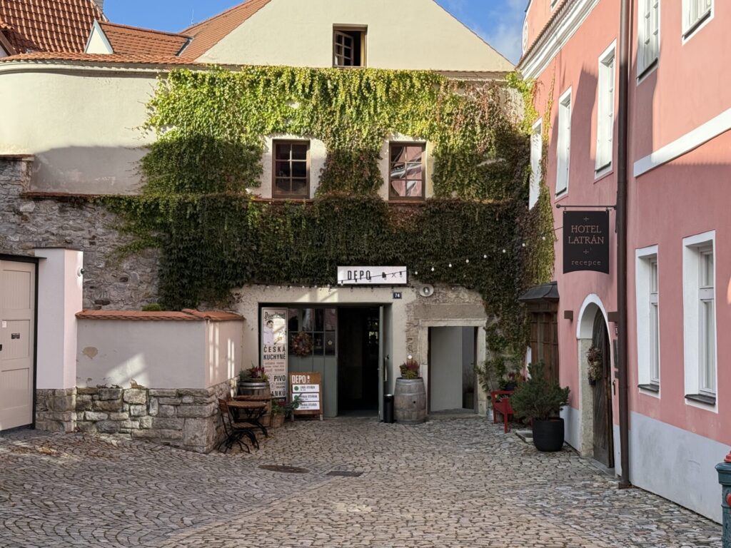 Český Krumlov: Restaurace Depo